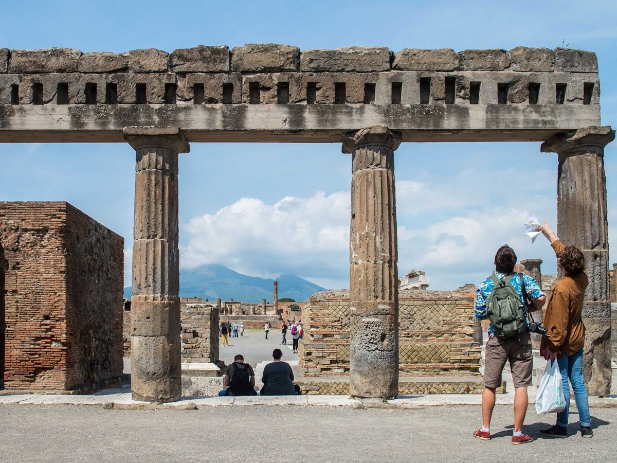 ruins-of-pompeii